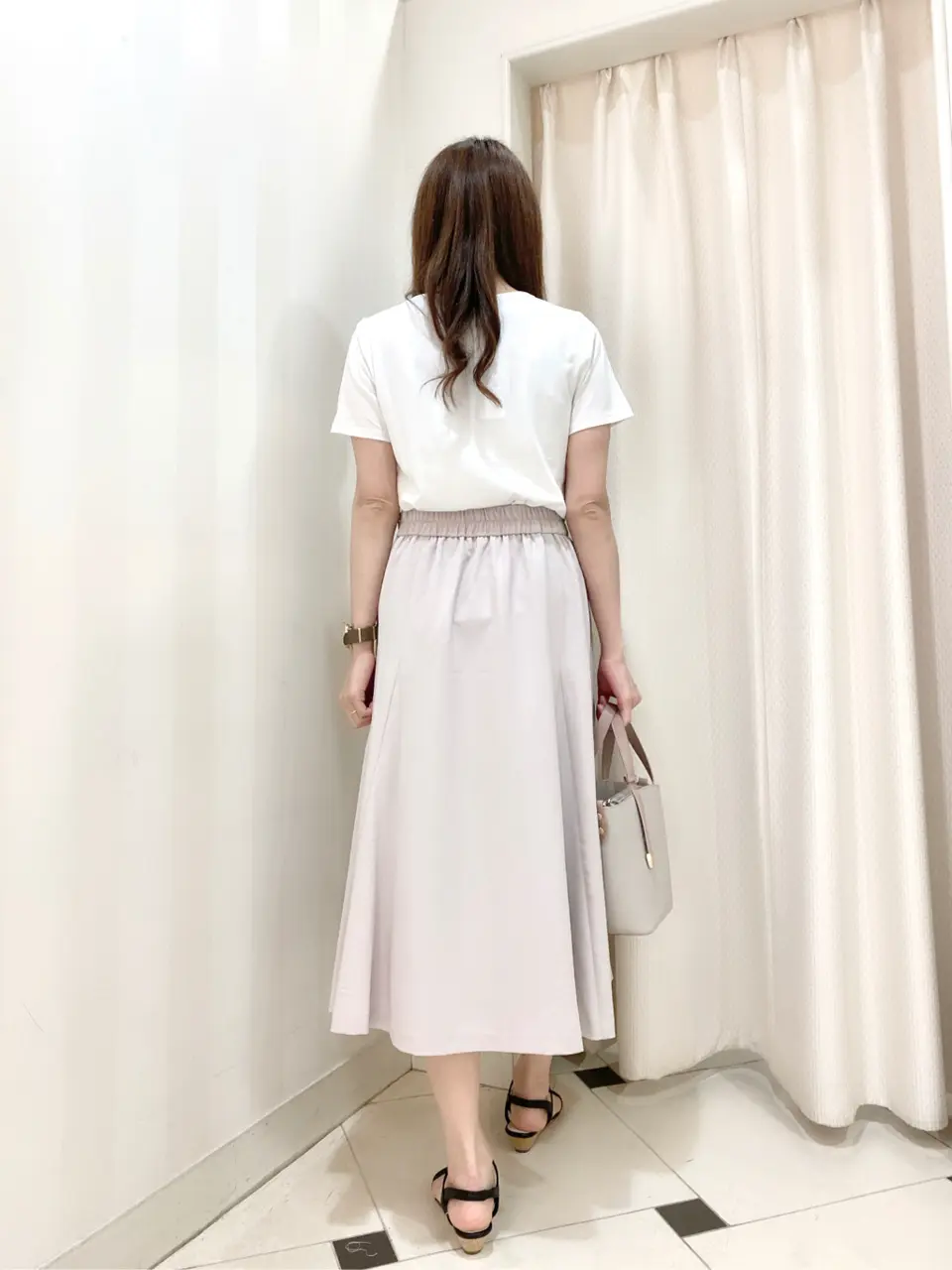 ANY SIS 金井 コーディネート画像