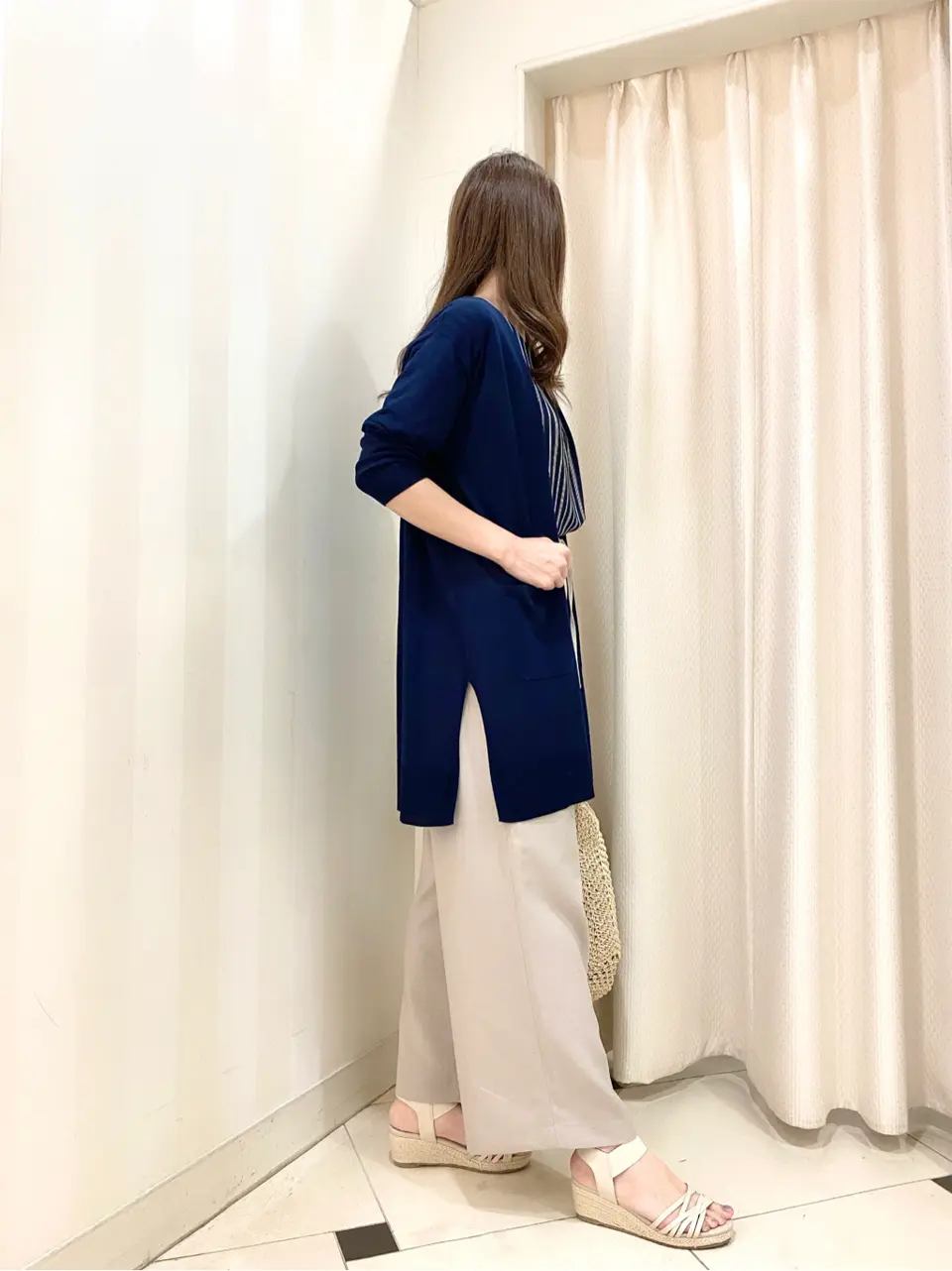 ANY SIS 金井 コーディネート画像