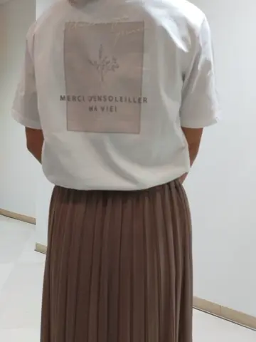 ANY SIS 権田 コーディネート画像