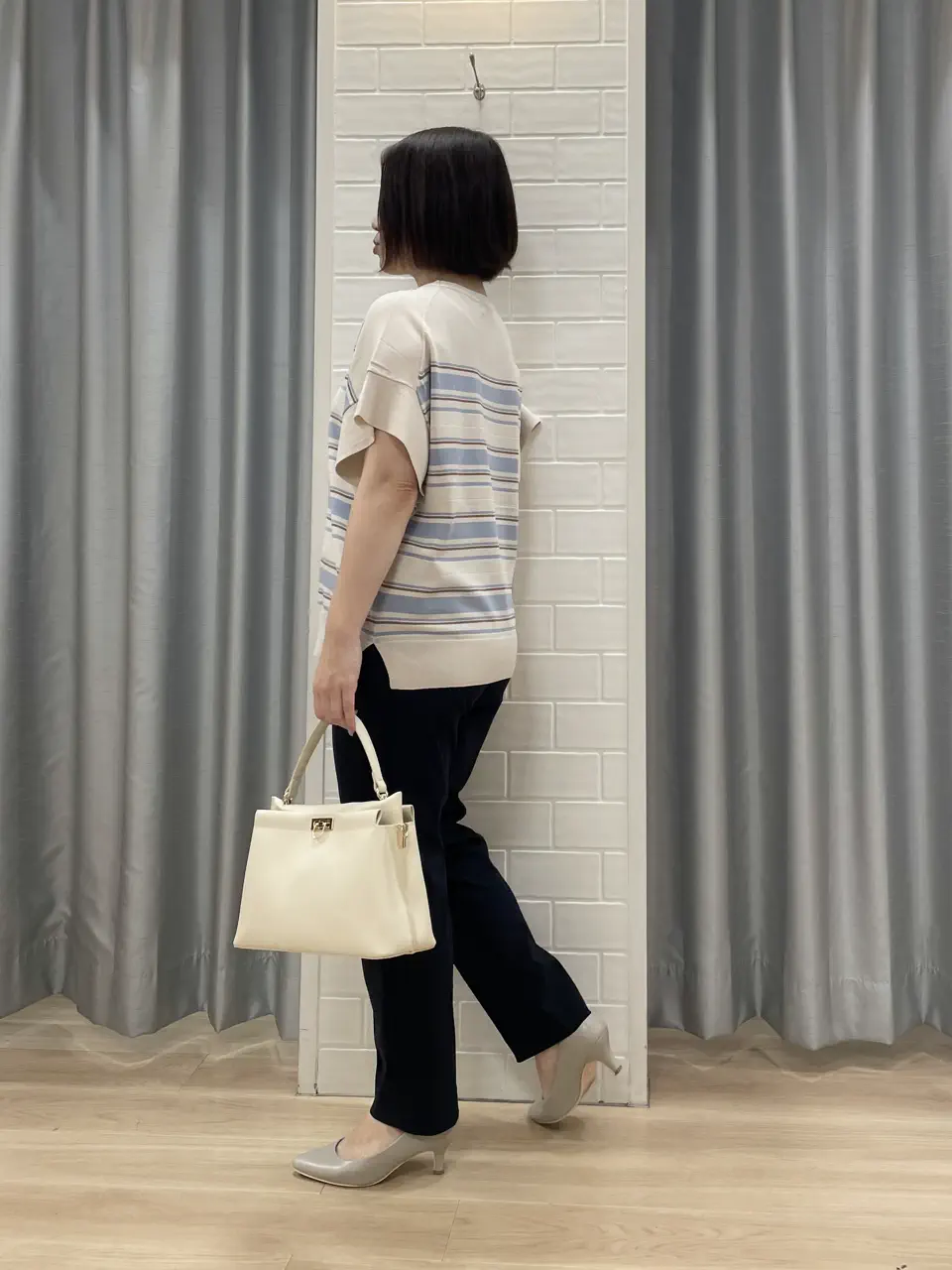 ANY SIS 丸岡 コーディネート画像