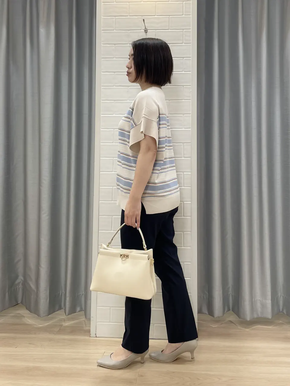 ANY SIS 丸岡 コーディネート画像