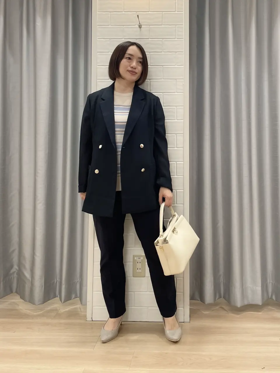 ANY SIS 丸岡 コーディネート画像