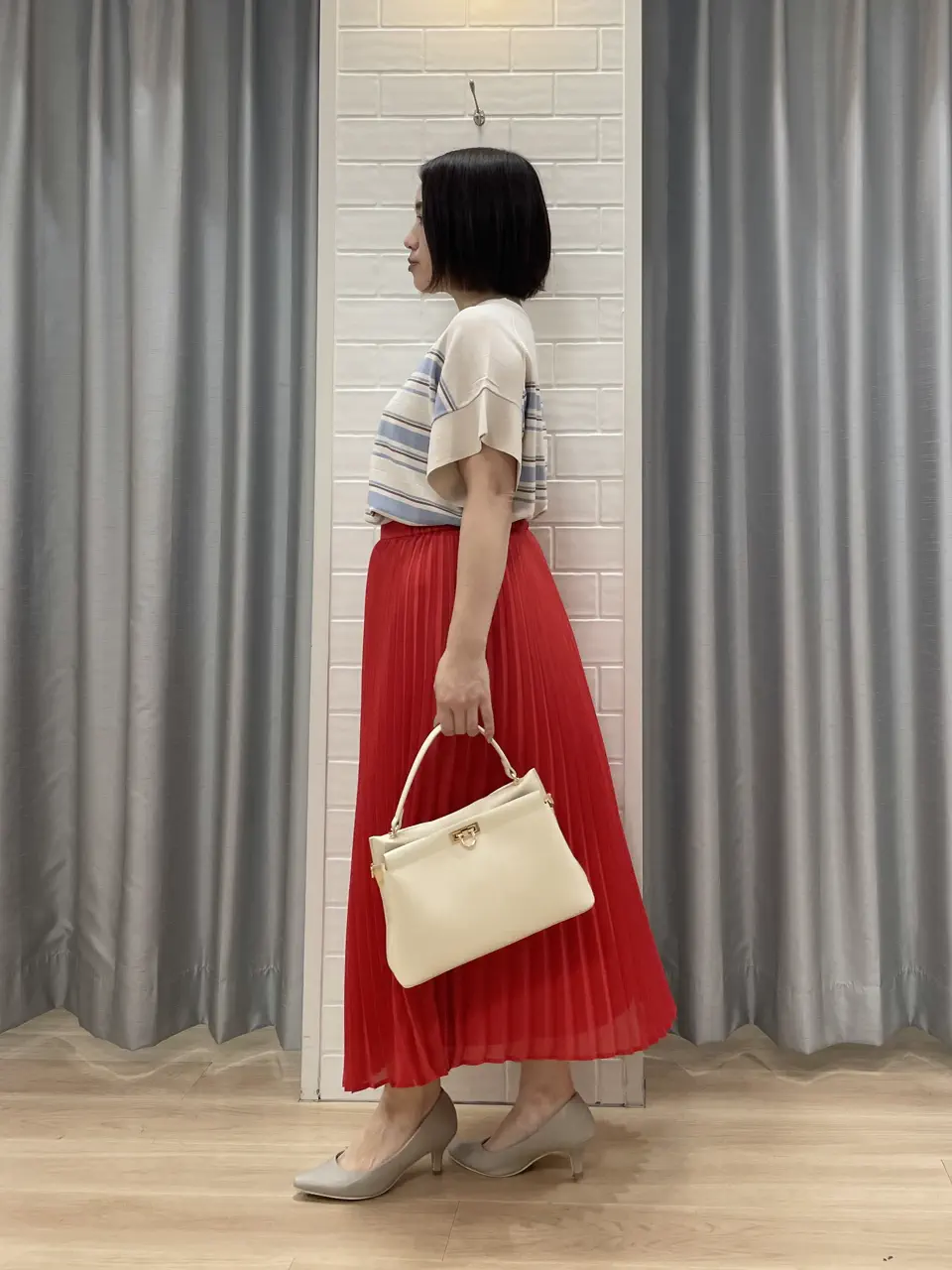 ANY SIS 丸岡 コーディネート画像