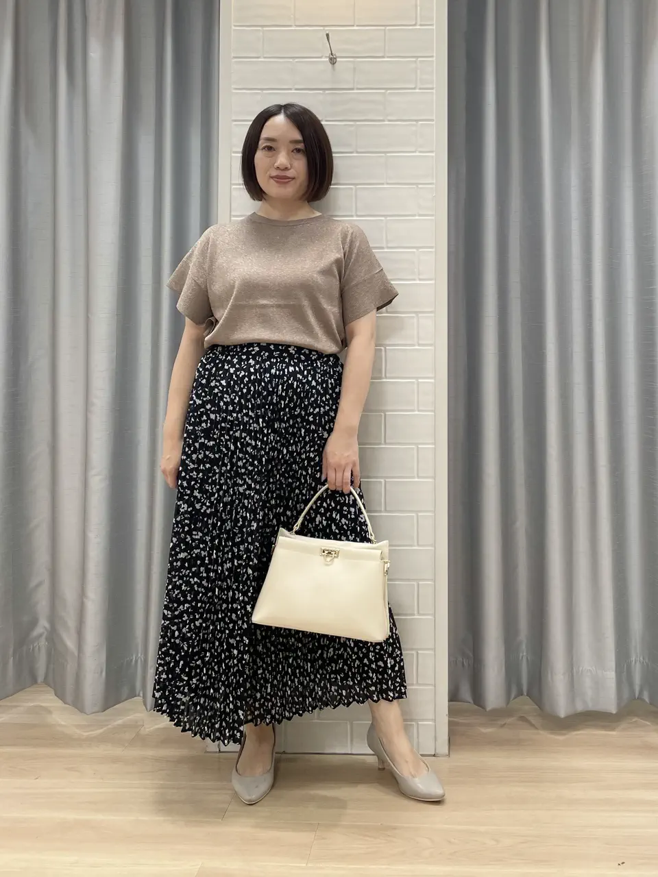 ANY SIS 丸岡 コーディネート画像
