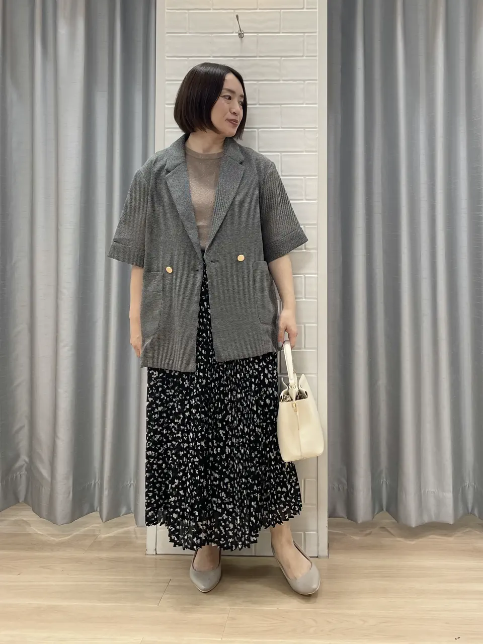 ANY SIS 丸岡 コーディネート画像