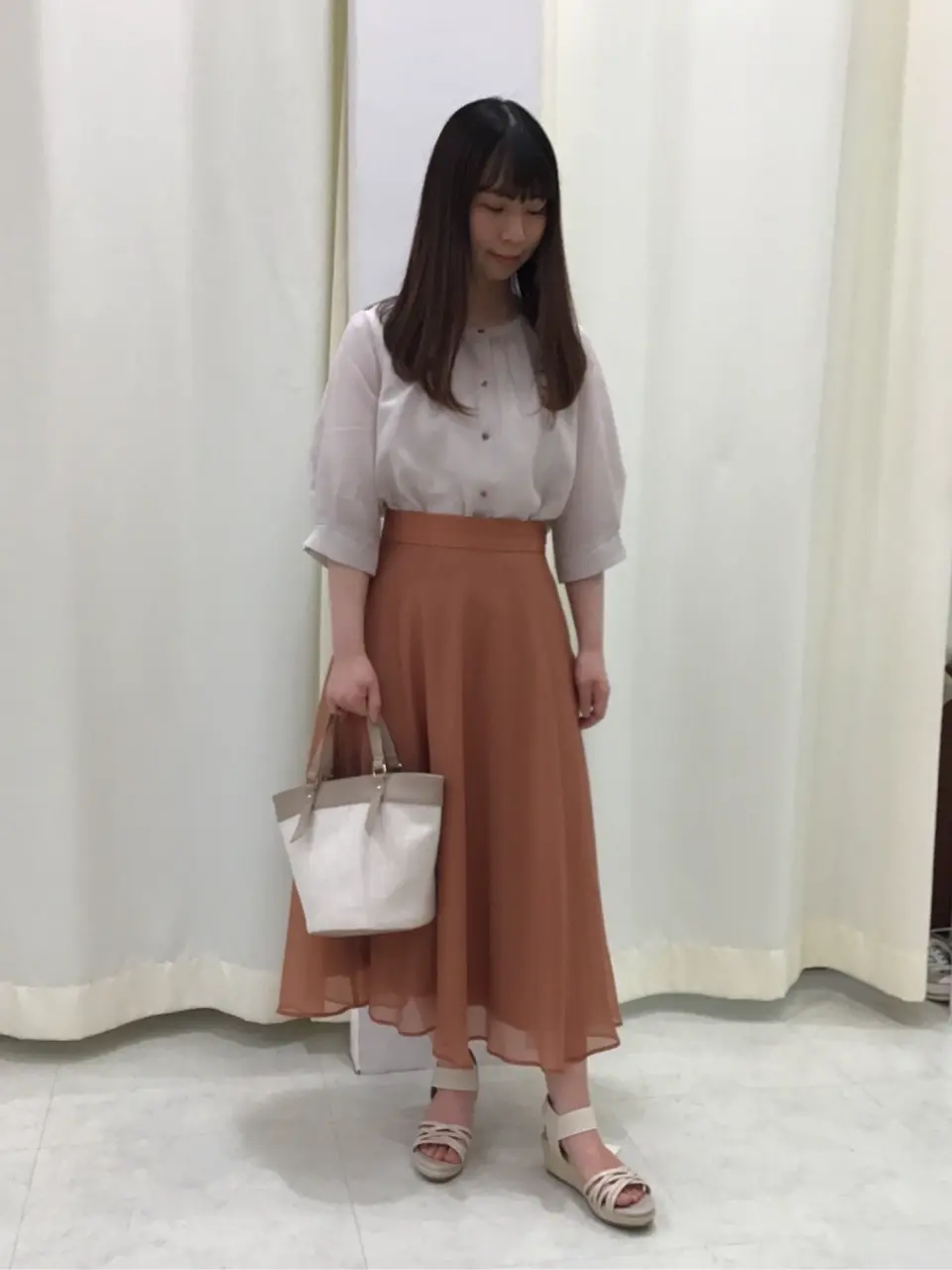  スタッフ コーディネート画像