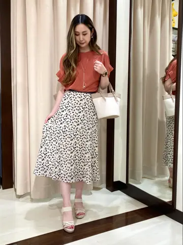 ANY SIS STAFF コーディネート画像