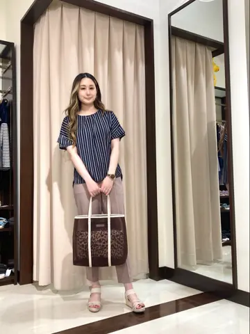 ANY SIS STAFF コーディネート画像