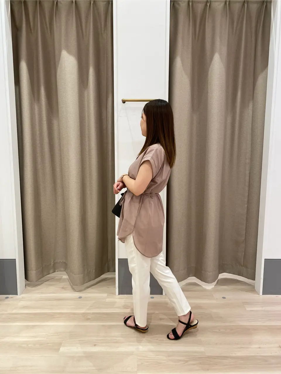 ANY SIS 瀬野 コーディネート画像