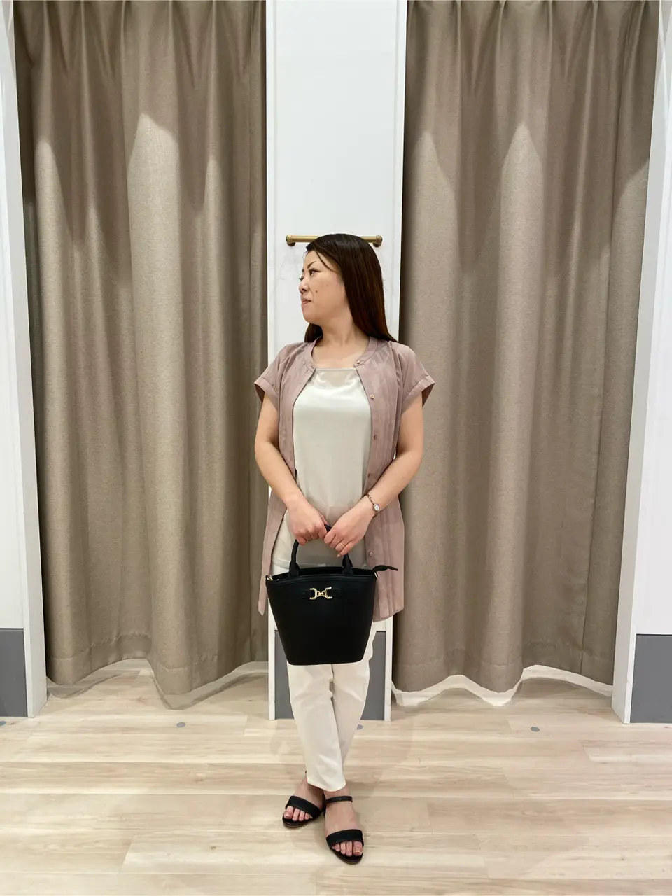 ANY SIS 瀬野 コーディネート画像