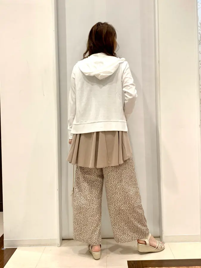 ANY SIS 横田 コーディネート画像