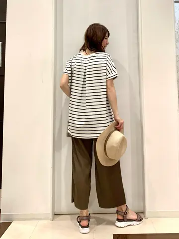 ANY SIS 横田 コーディネート画像