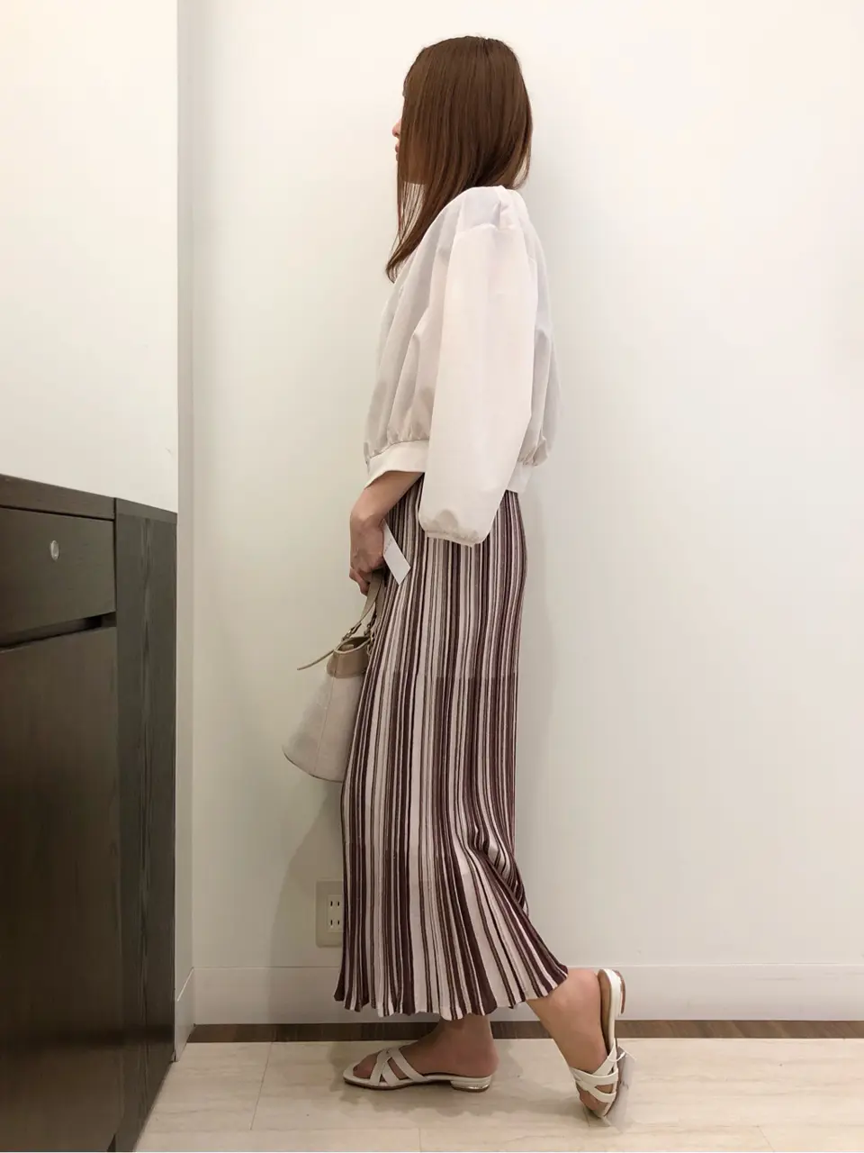 ANY SIS スタッフ コーディネート画像