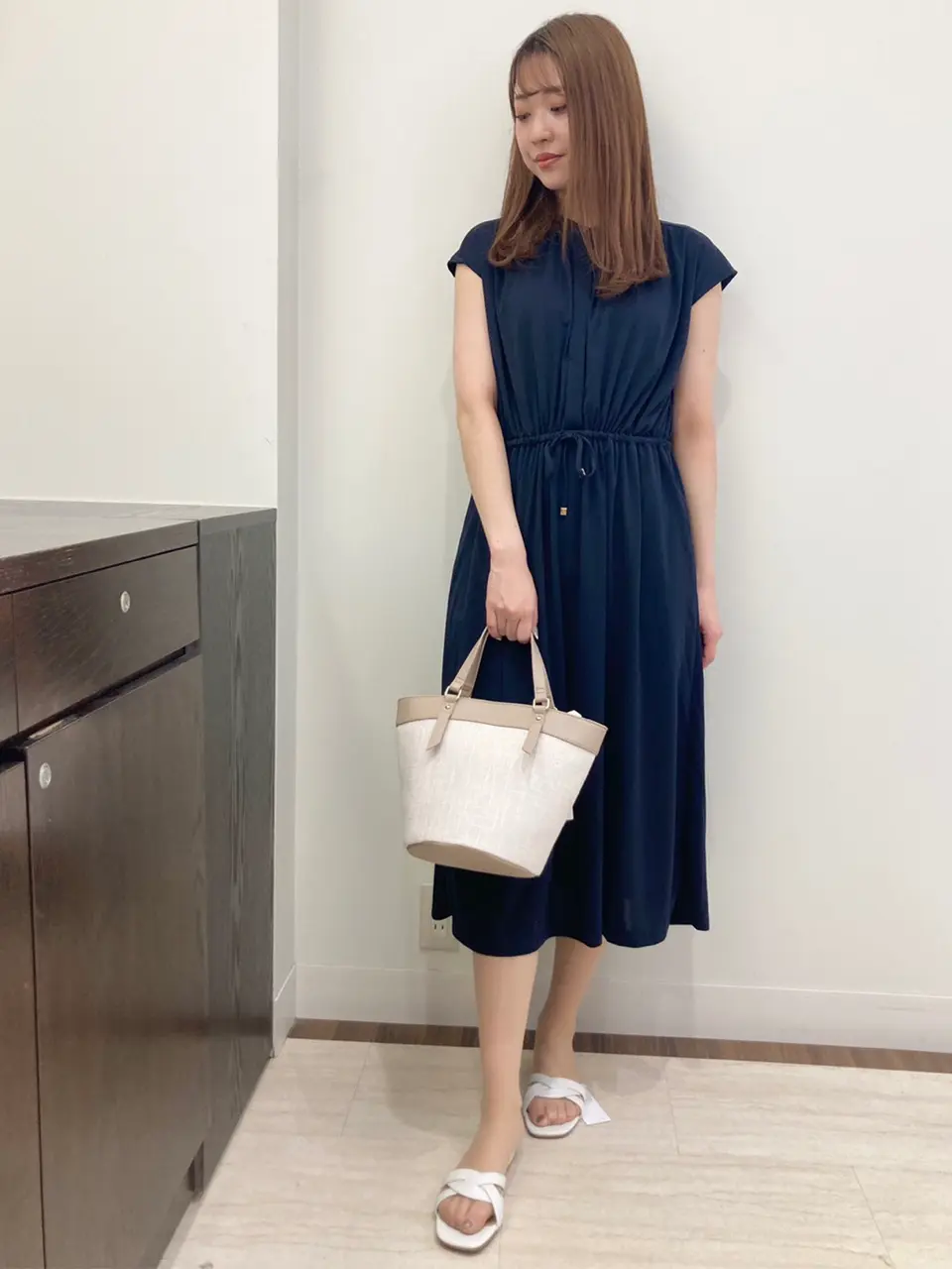 ANY SIS スタッフ コーディネート画像