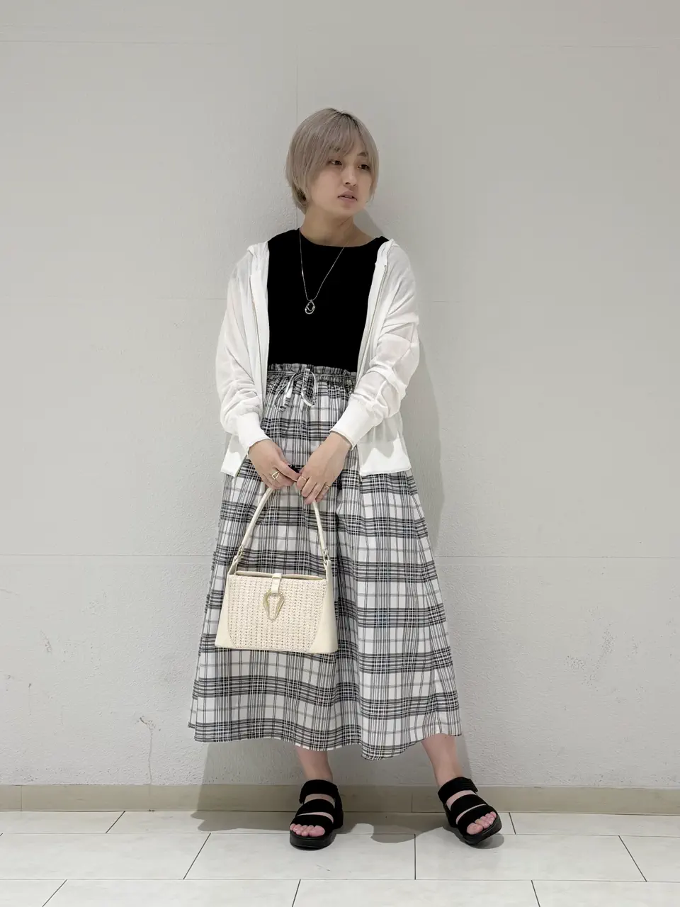  村上 コーディネート画像