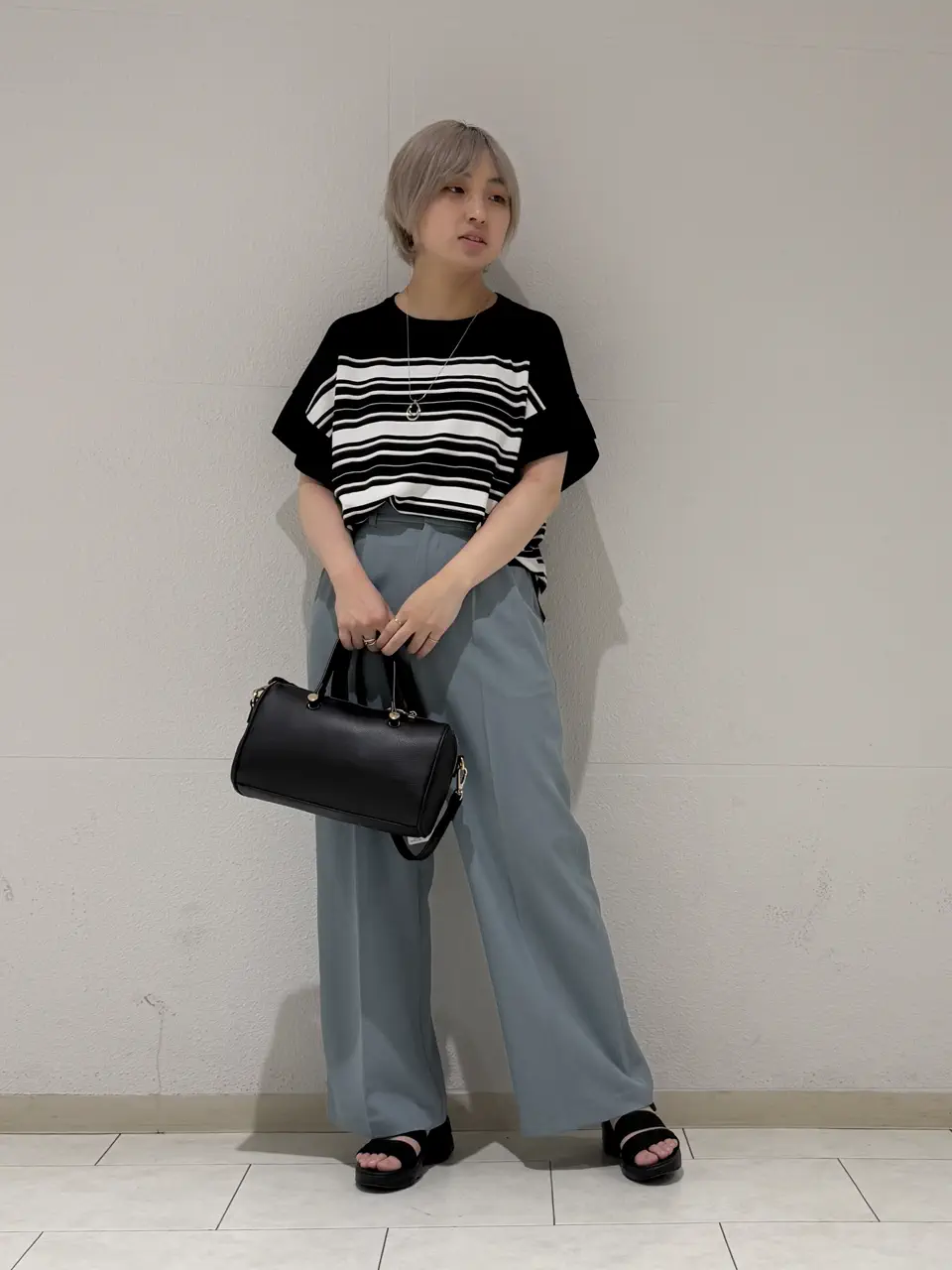ANY SIS 村上 コーディネート画像