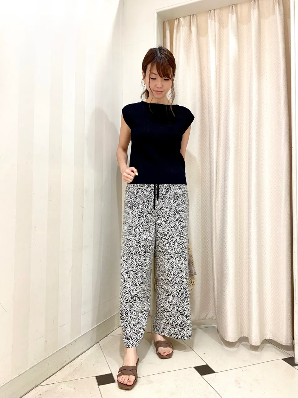 ANY SIS 金井 コーディネート画像