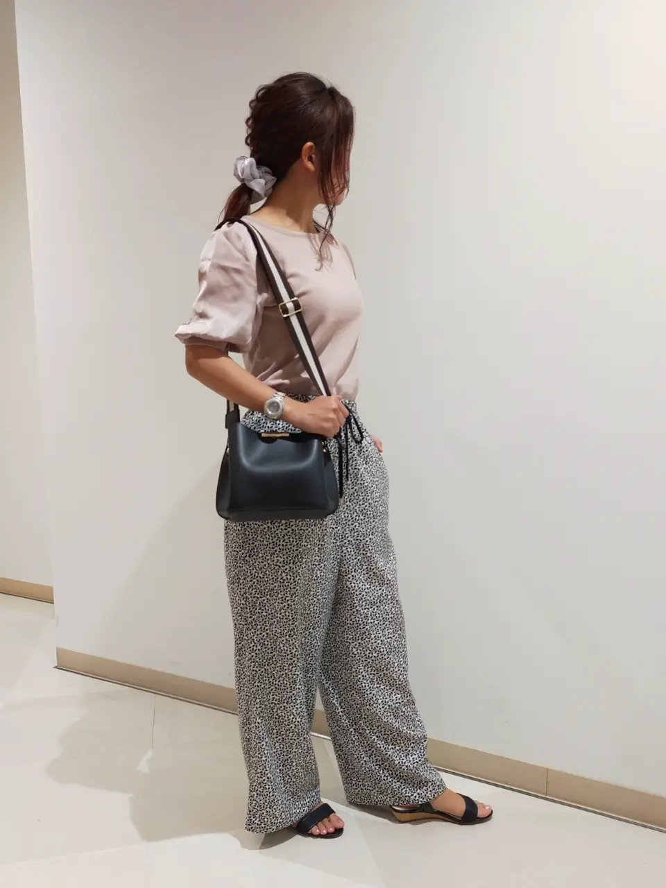 ANY SIS 権田 コーディネート画像