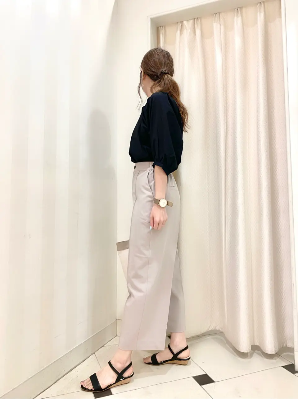 ANY SIS 金井 コーディネート画像