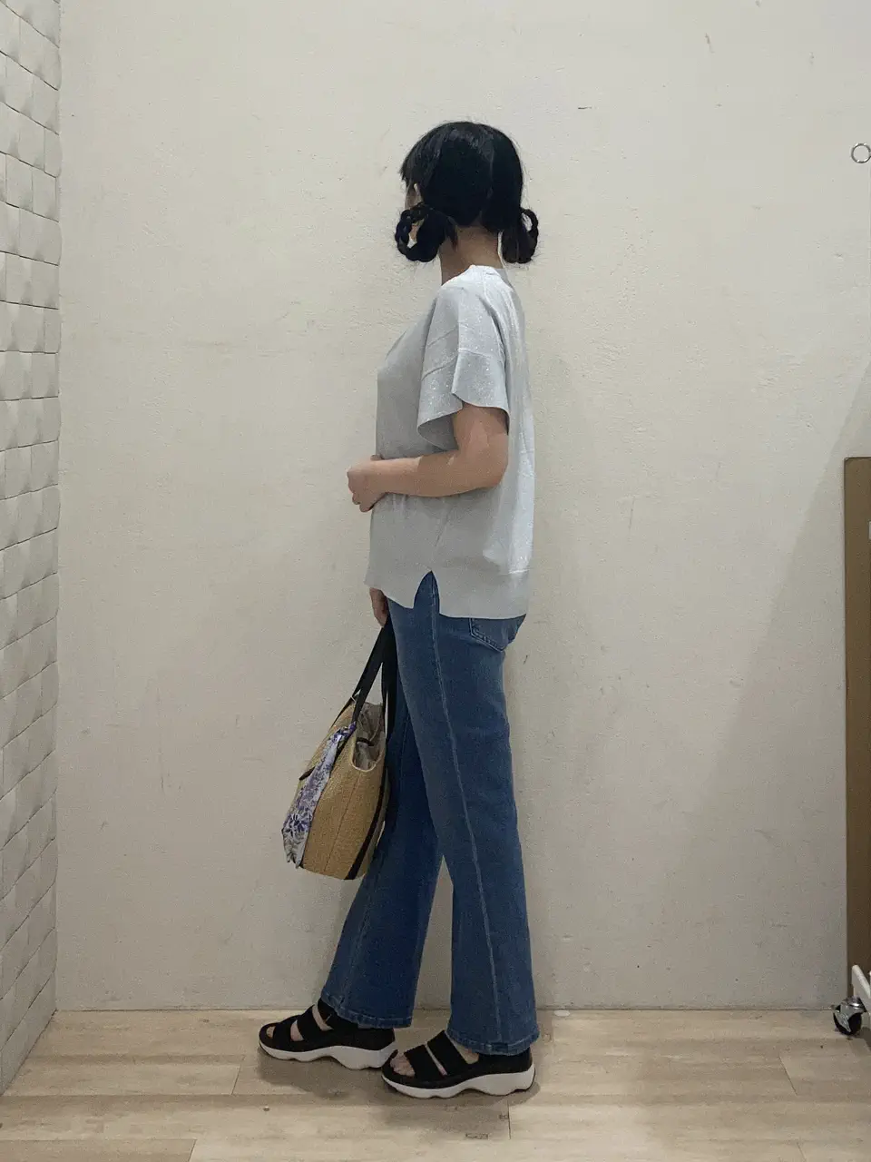 ANY SIS 川根　彩 コーディネート画像