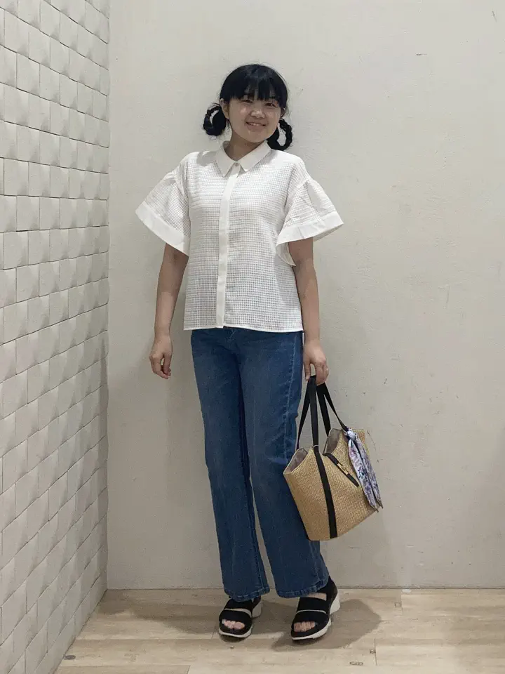 ANY SIS 川根　彩 コーディネート画像