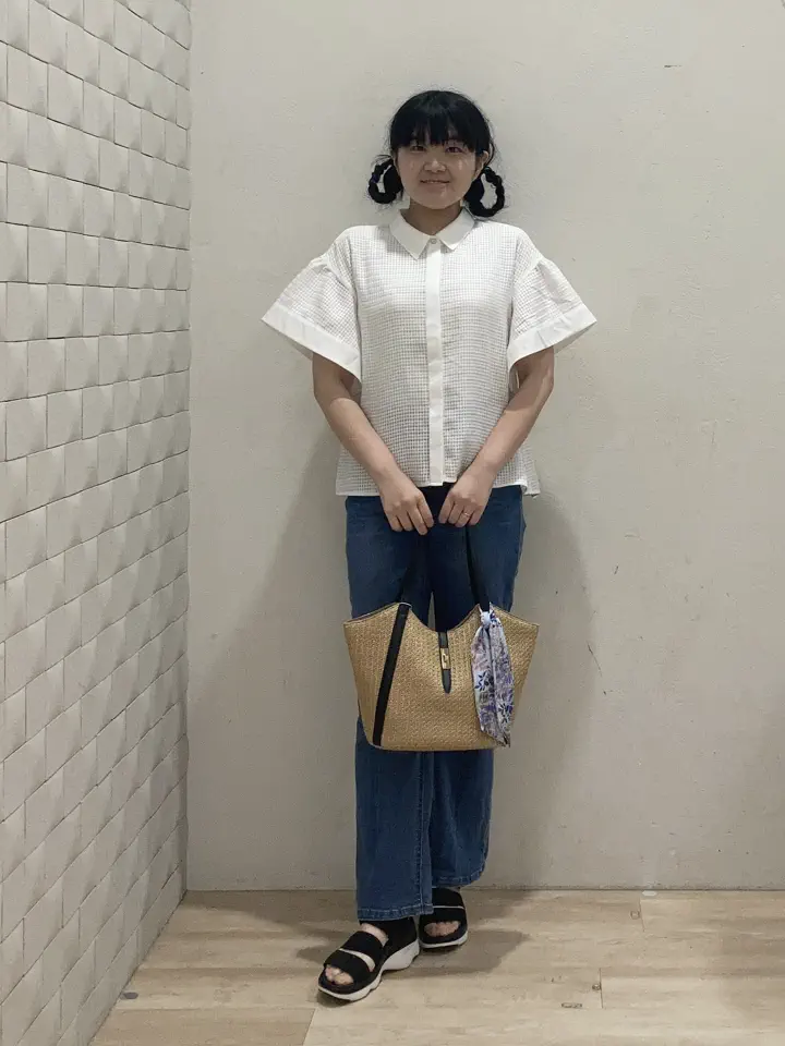 ANY SIS 川根　彩 コーディネート画像