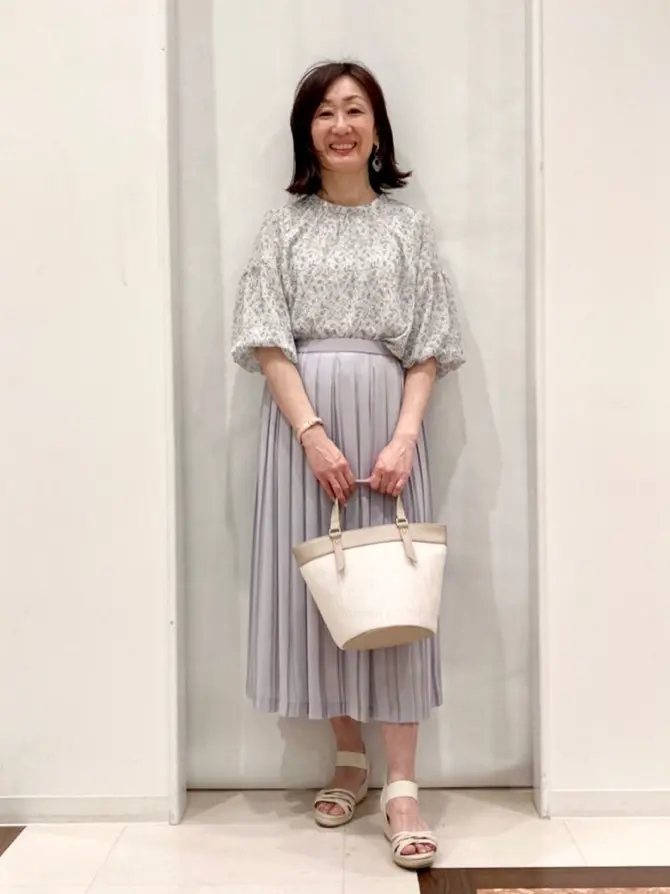 ANY SIS スタッフ コーディネート画像