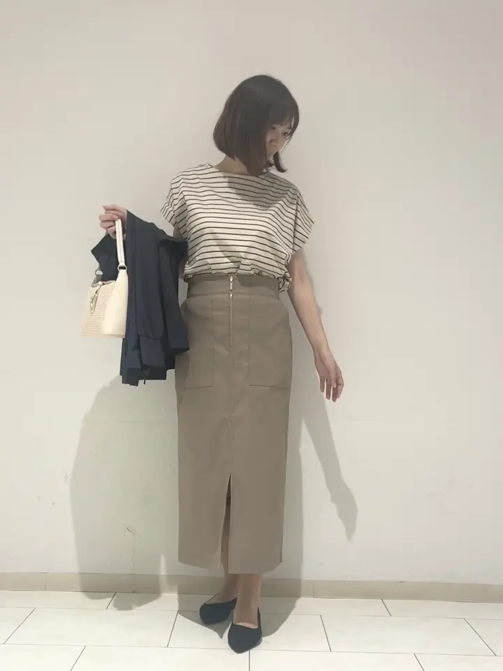 ANY SIS 小山 コーディネート画像
