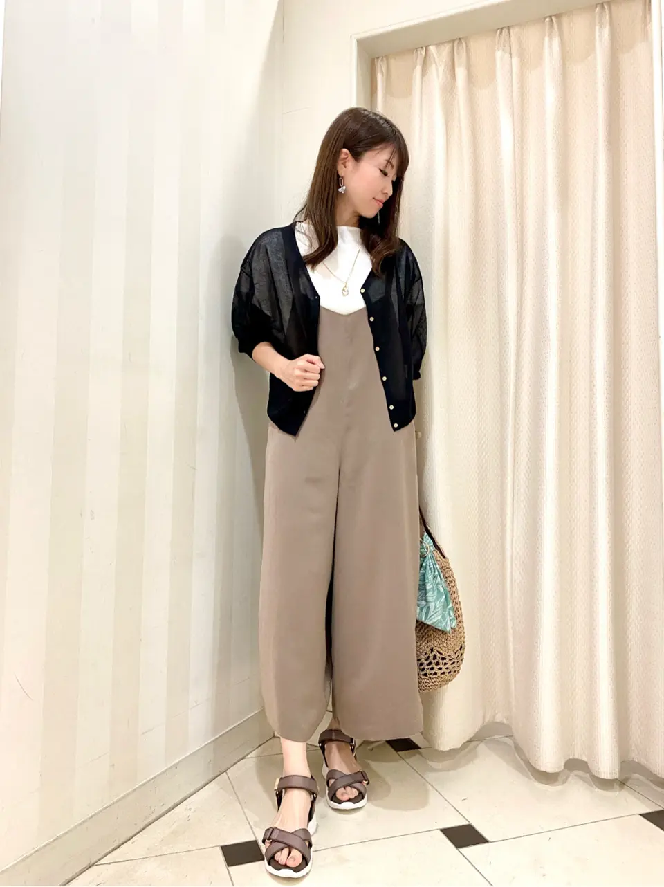 ANY SIS 金井 コーディネート画像