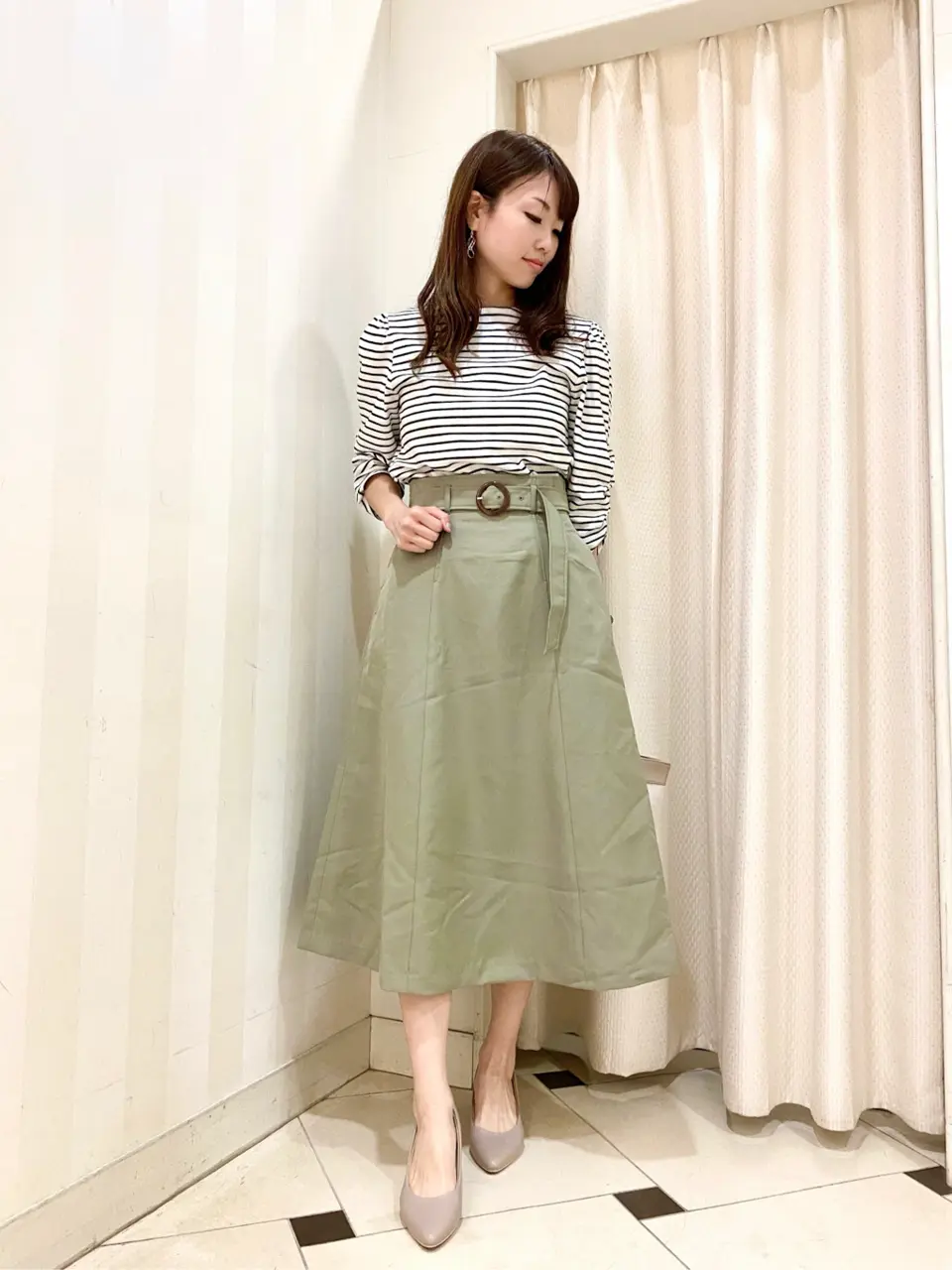 ANY SIS 金井 コーディネート画像