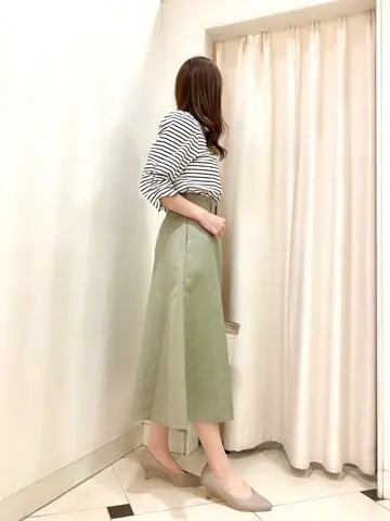 ANY SIS 金井 コーディネート画像