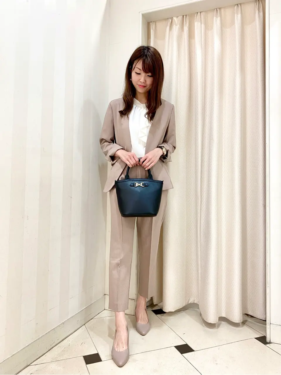 ANY SIS 金井 コーディネート画像