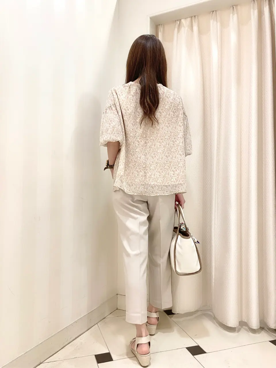 ANY SIS 金井 コーディネート画像