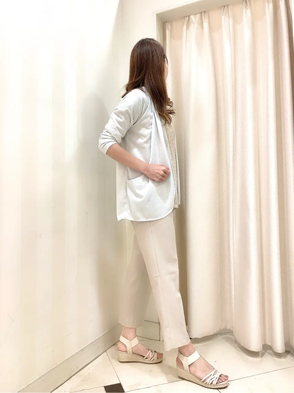 ANY SIS 金井 コーディネート画像