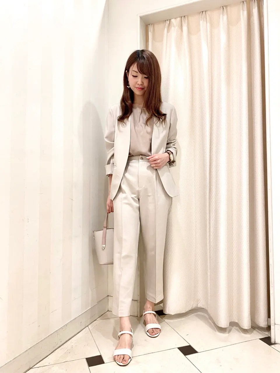 ANY SIS 金井 コーディネート画像