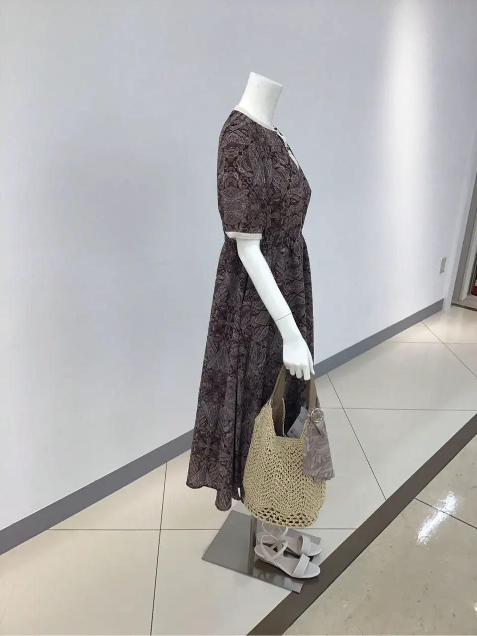 ANY SIS 本田 コーディネート画像