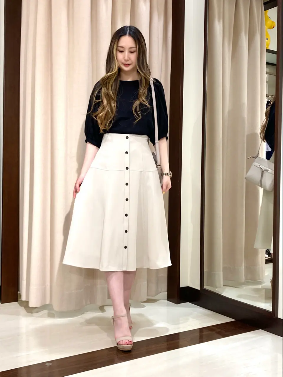 ANY SIS STAFF コーディネート画像