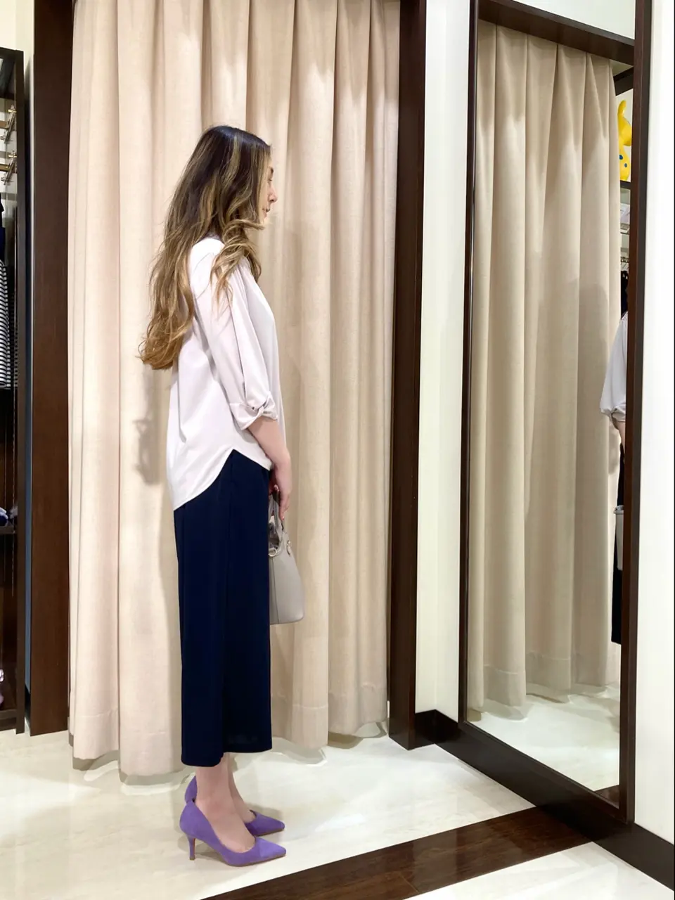 ANY SIS STAFF コーディネート画像