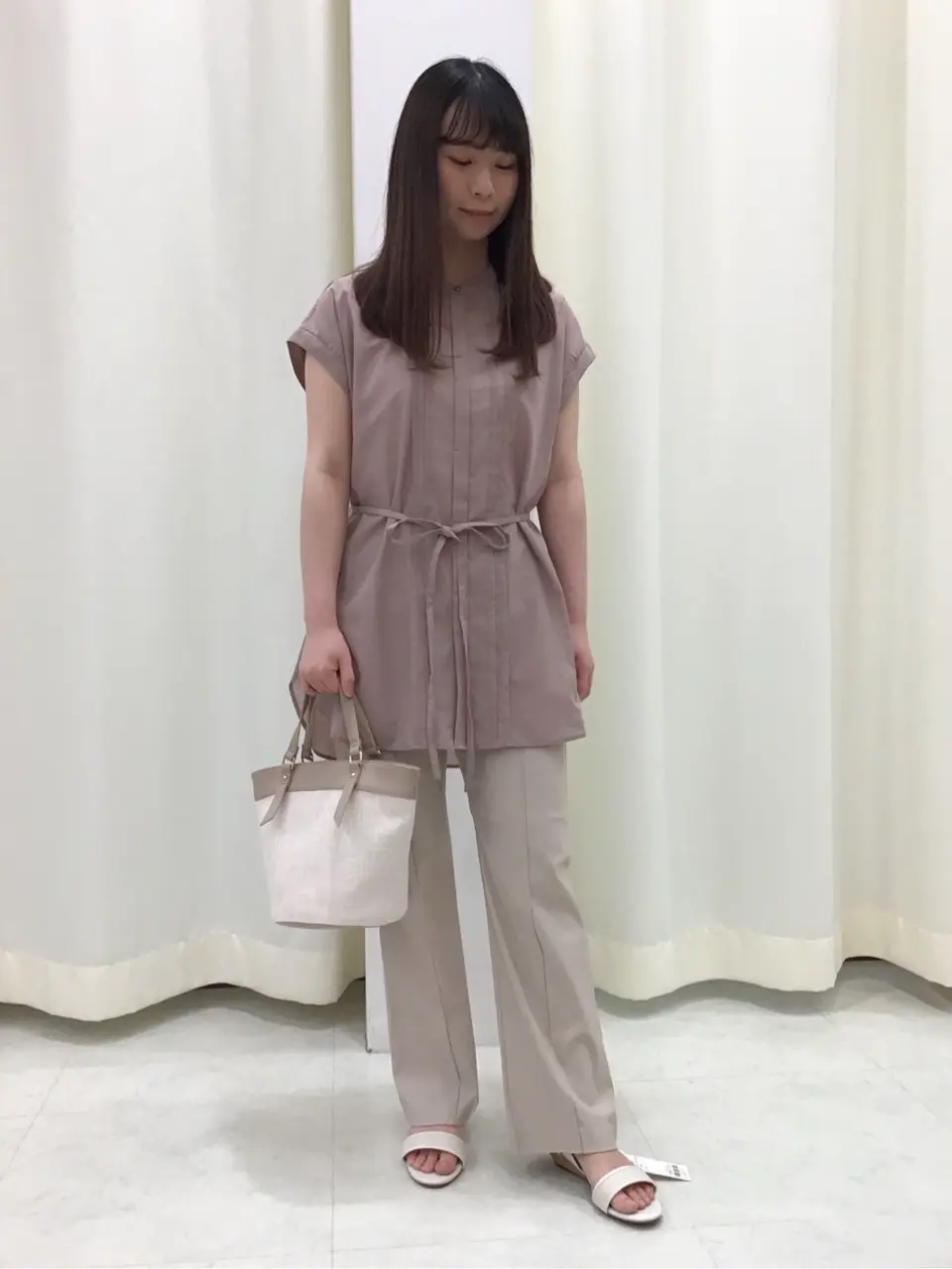  スタッフ コーディネート画像