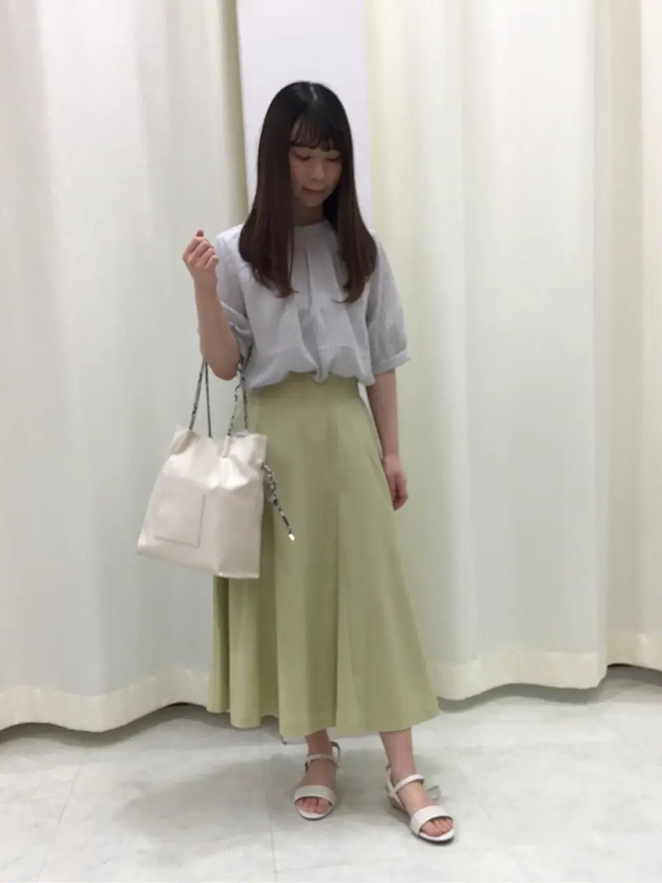  スタッフ コーディネート画像