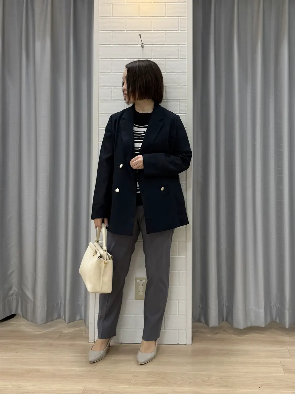 ANY SIS 丸岡 コーディネート画像