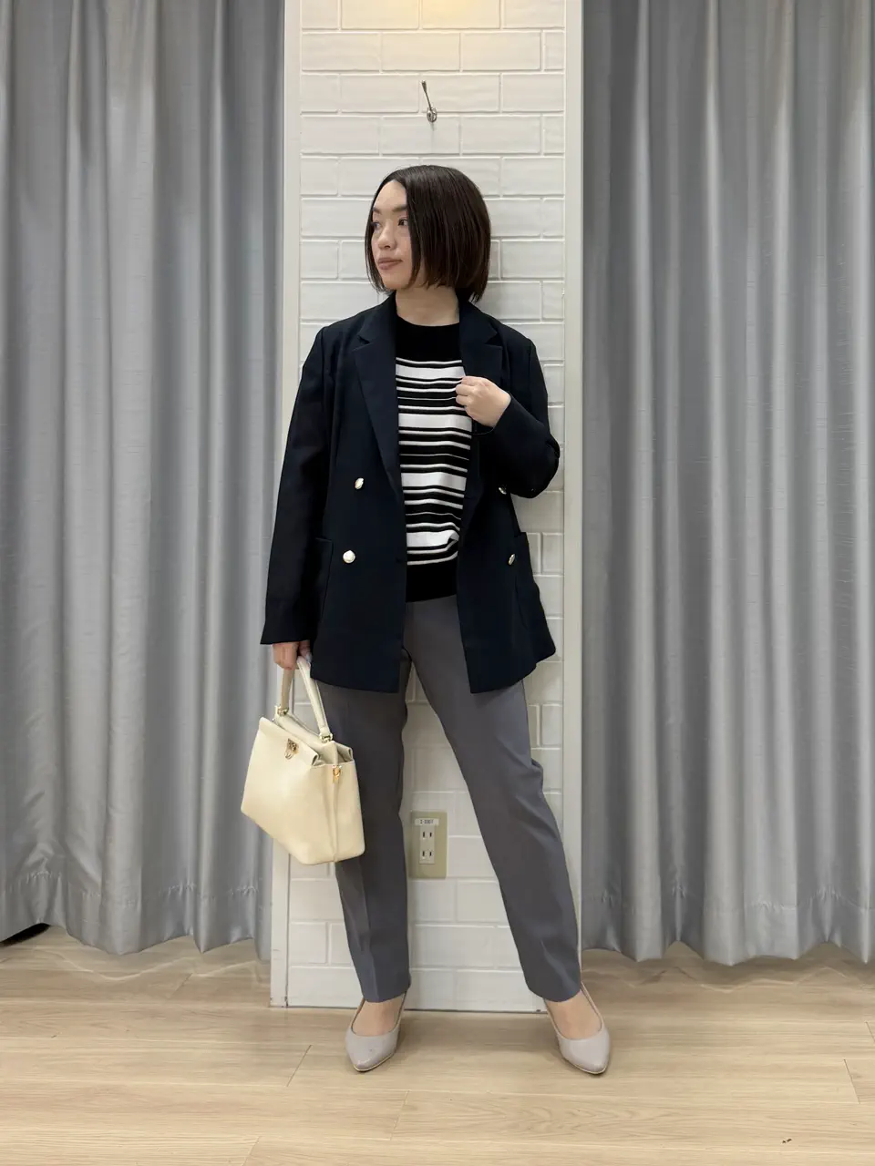 ANY SIS 丸岡 コーディネート画像
