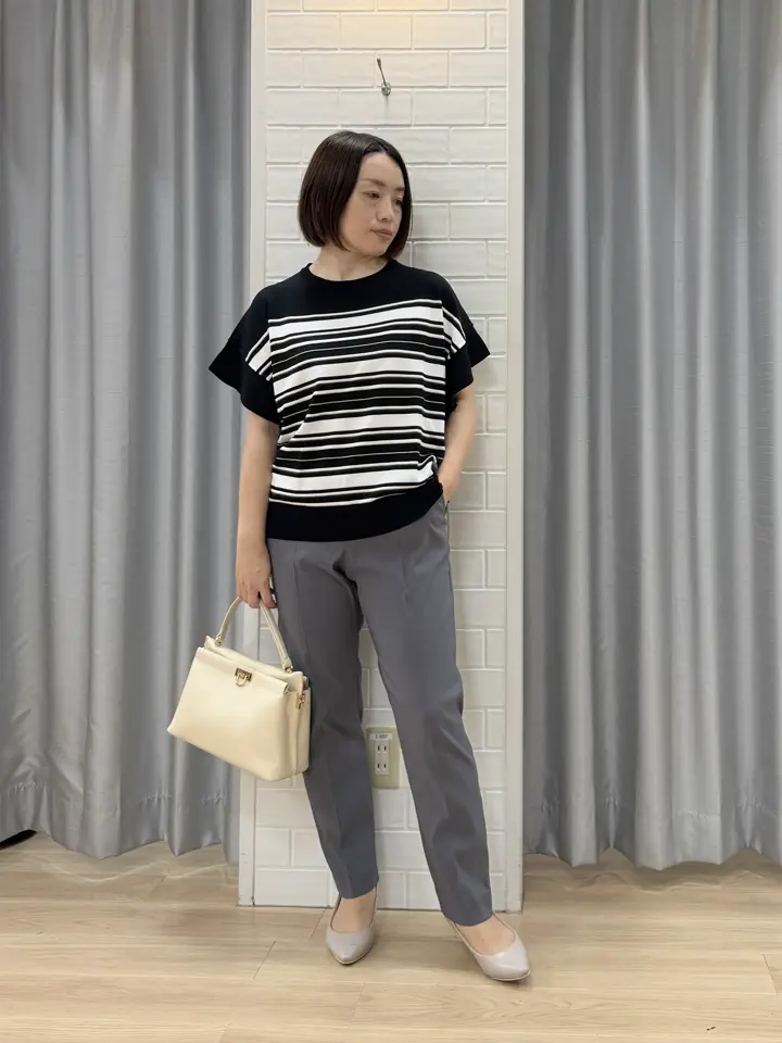 ANY SIS 丸岡 コーディネート画像