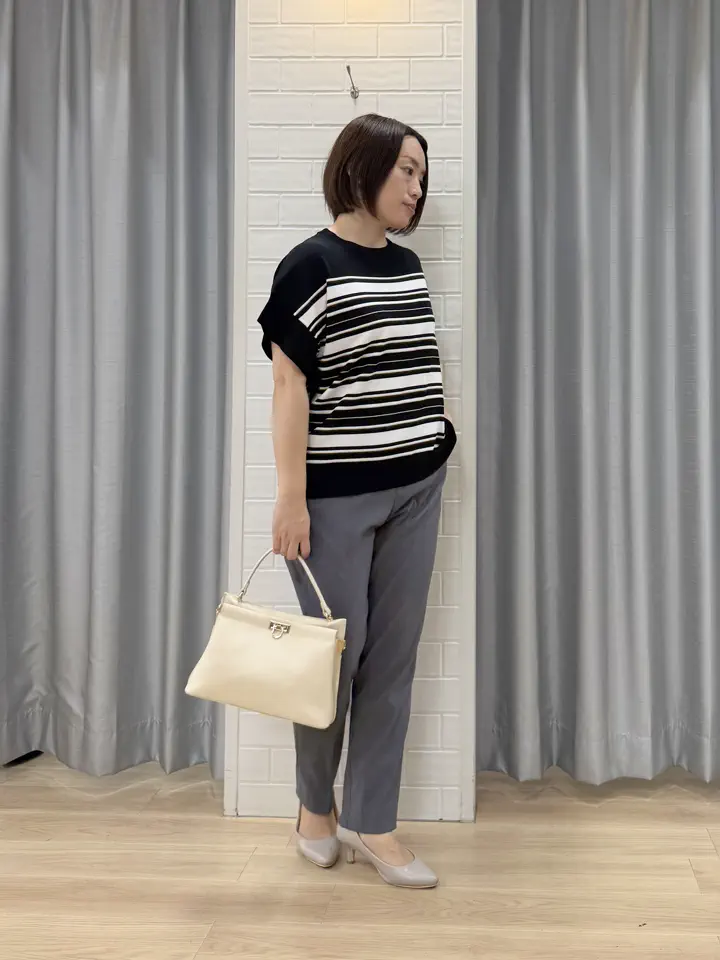 ANY SIS 丸岡 コーディネート画像