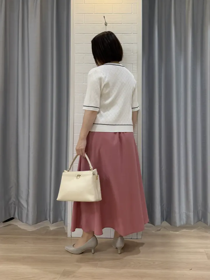 ANY SIS 丸岡 コーディネート画像