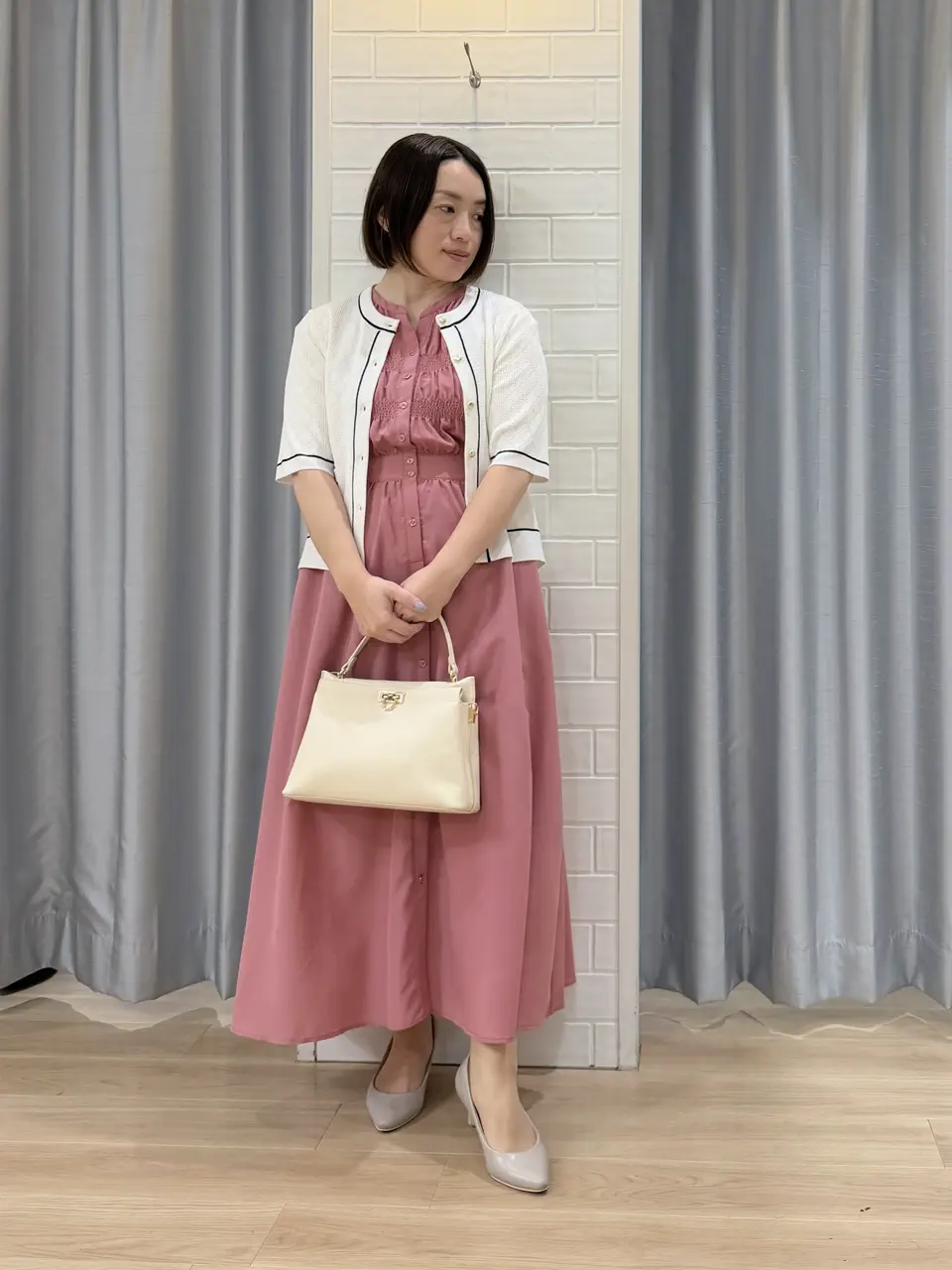 ANY SIS 丸岡 コーディネート画像