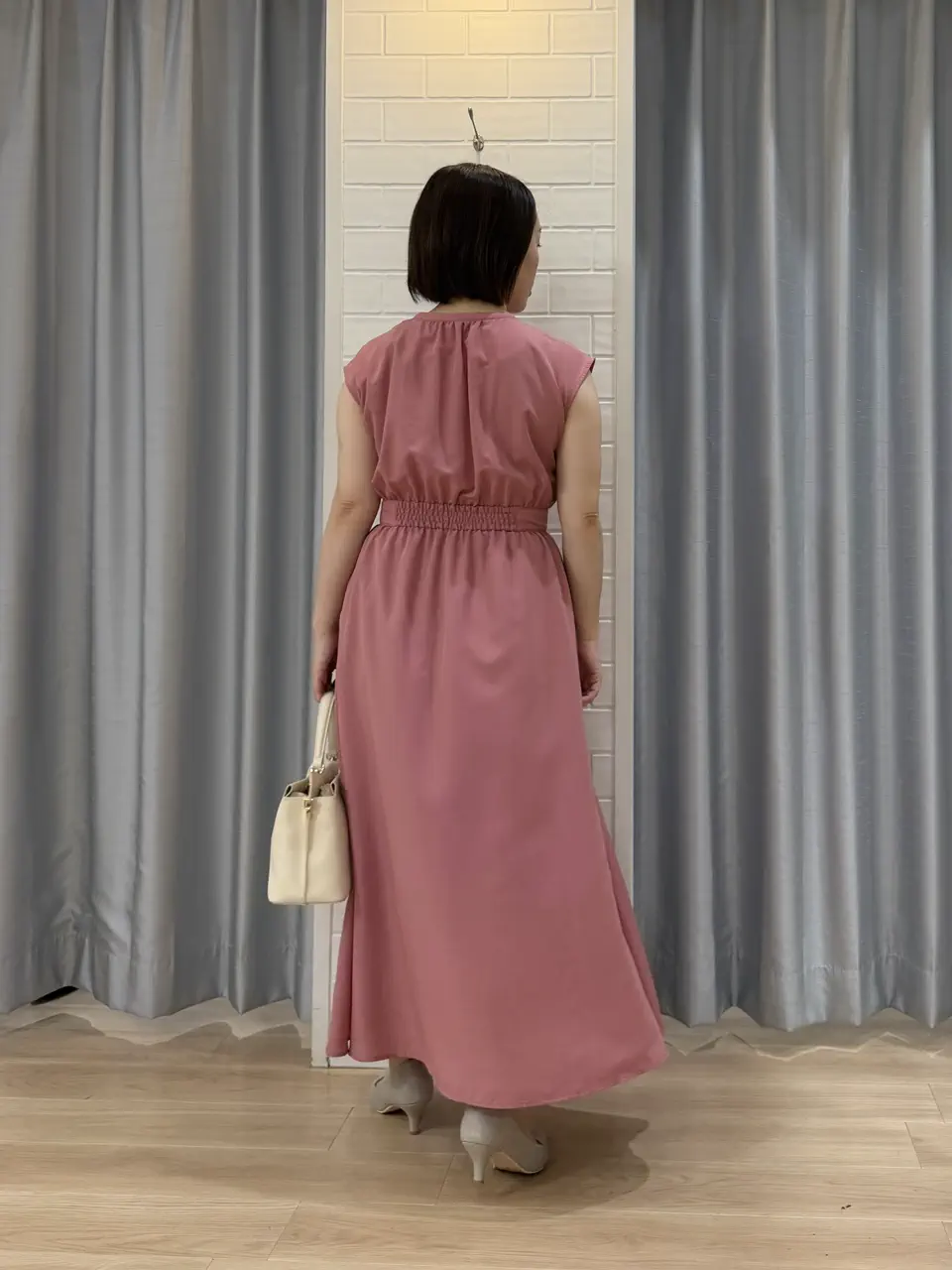 ANY SIS 丸岡 コーディネート画像