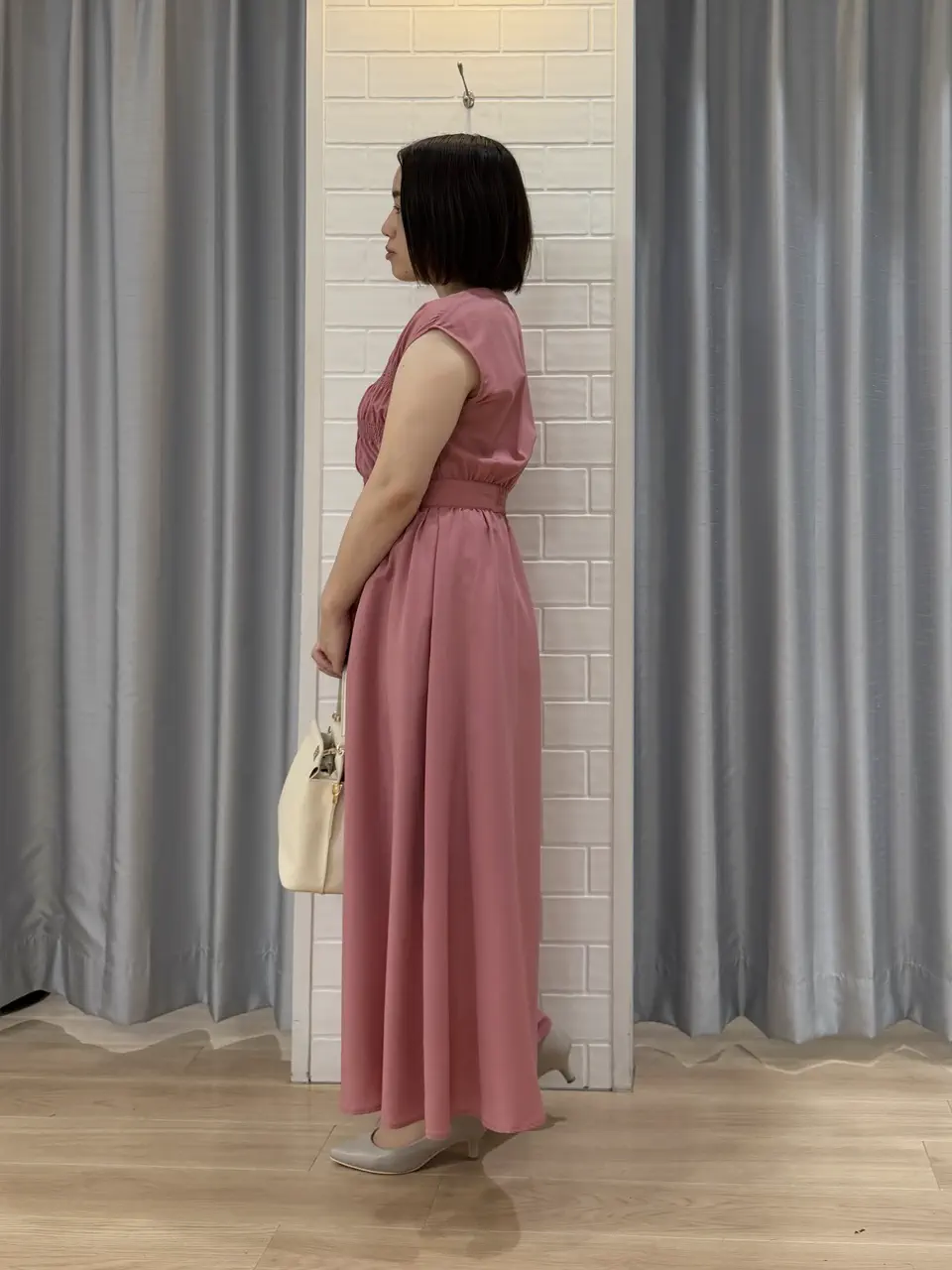 ANY SIS 丸岡 コーディネート画像