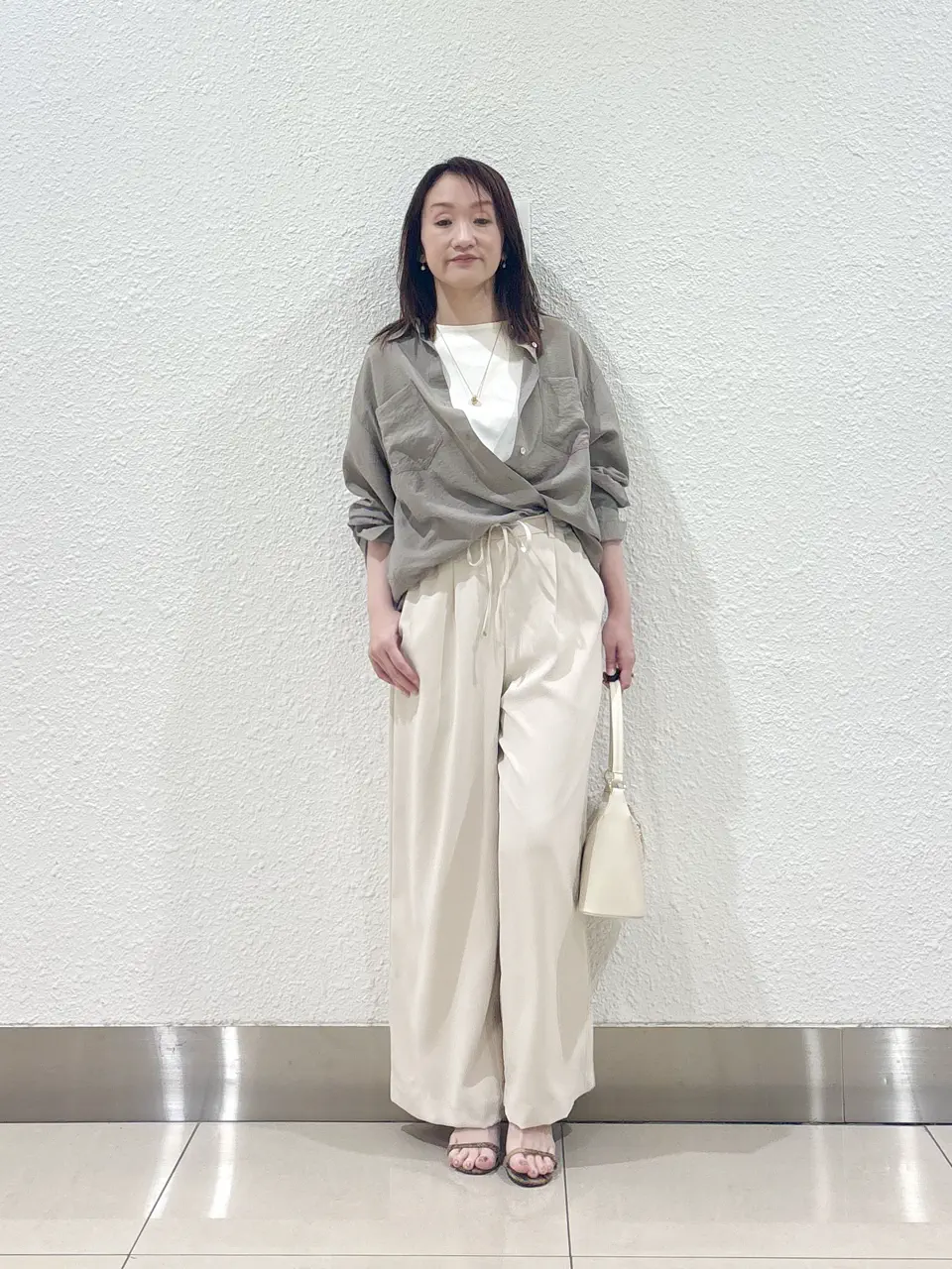 ANY SIS 加藤 コーディネート画像