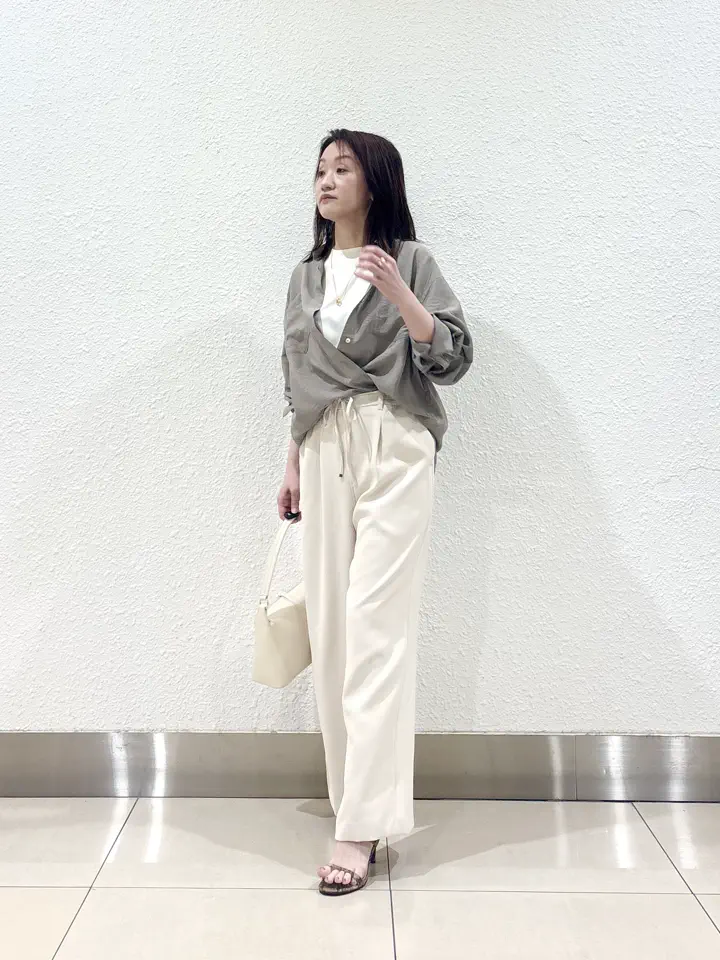 ANY SIS 加藤 コーディネート画像